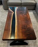 Стол река 10024